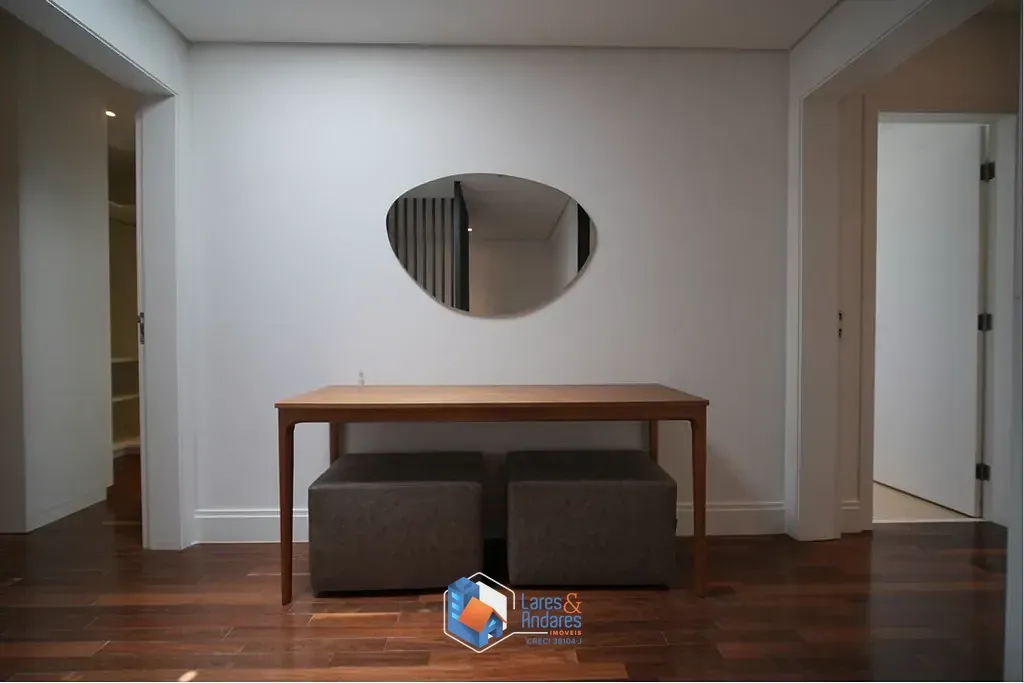 Imagem Casa em Condomínio à venda 4 Quartos 4 Suites 3 Vagas 334M² Real Parque São Paulo - SP