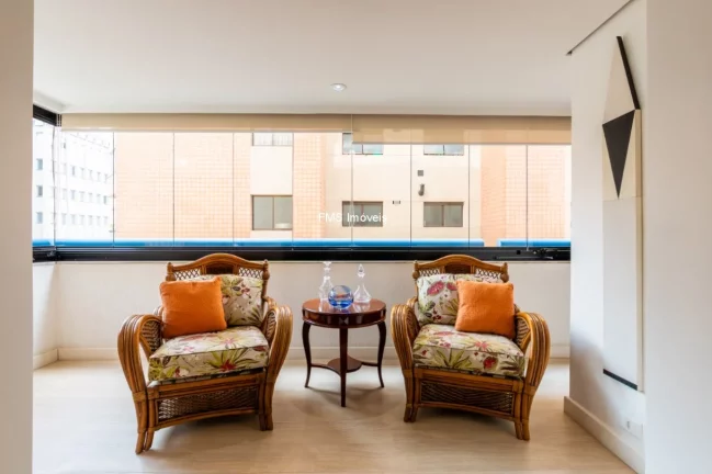 Imagem Apartamento a venda no Brooklin Novo com 3 Quartos, 3 Suítes, 132m²