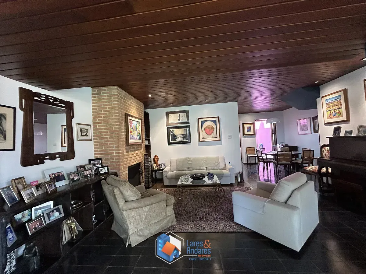 Imagem Casa de vila para venda em Jardim Hípico com 3 quartos, sendo 1 suíte, 228m²