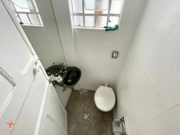Imagem Imperdível: Casa de vila à venda em Pinheiros, São Paulo-SP, 2 quartos, 1 sala, 2 banheiros, 1 vaga de garagem, 112m de área.