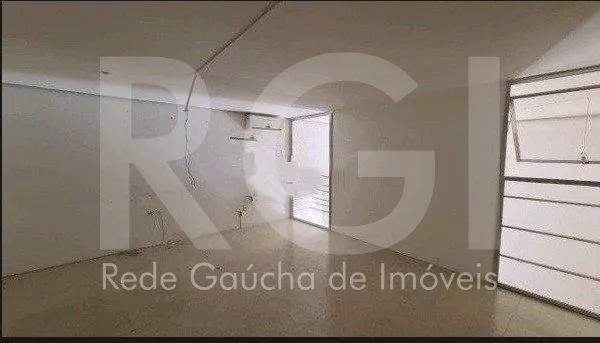 Imagem Loja para Venda - 180m², 0 dormitórios, 1 vaga - Menino Deus