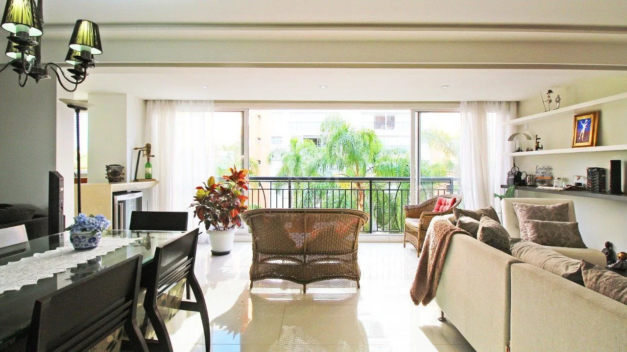 Imagem Apartamento com três (3) dormitórios, três (3) suítes sendo uma (1) suíte master e quatro (4) vagas de garagem com dois (2) depósitos próximo ao shopping Iguatemi, no Condomínio Cipriani Nuova Archit