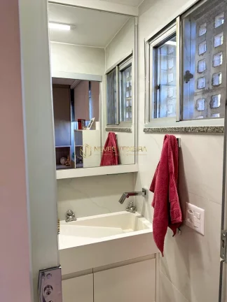Imagem 1º Andar!!! Apartamento todo no Porcelanato!!! Armários em todos os Cômodos!!! Ar condicionado!!! Suíte com Closet!!! SQS 403!!!