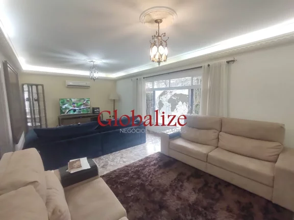 Foto do imóvel Sobrado com 251m², 5 dormitórios à venda na Ponta da Praia por R$1.930.000,00.