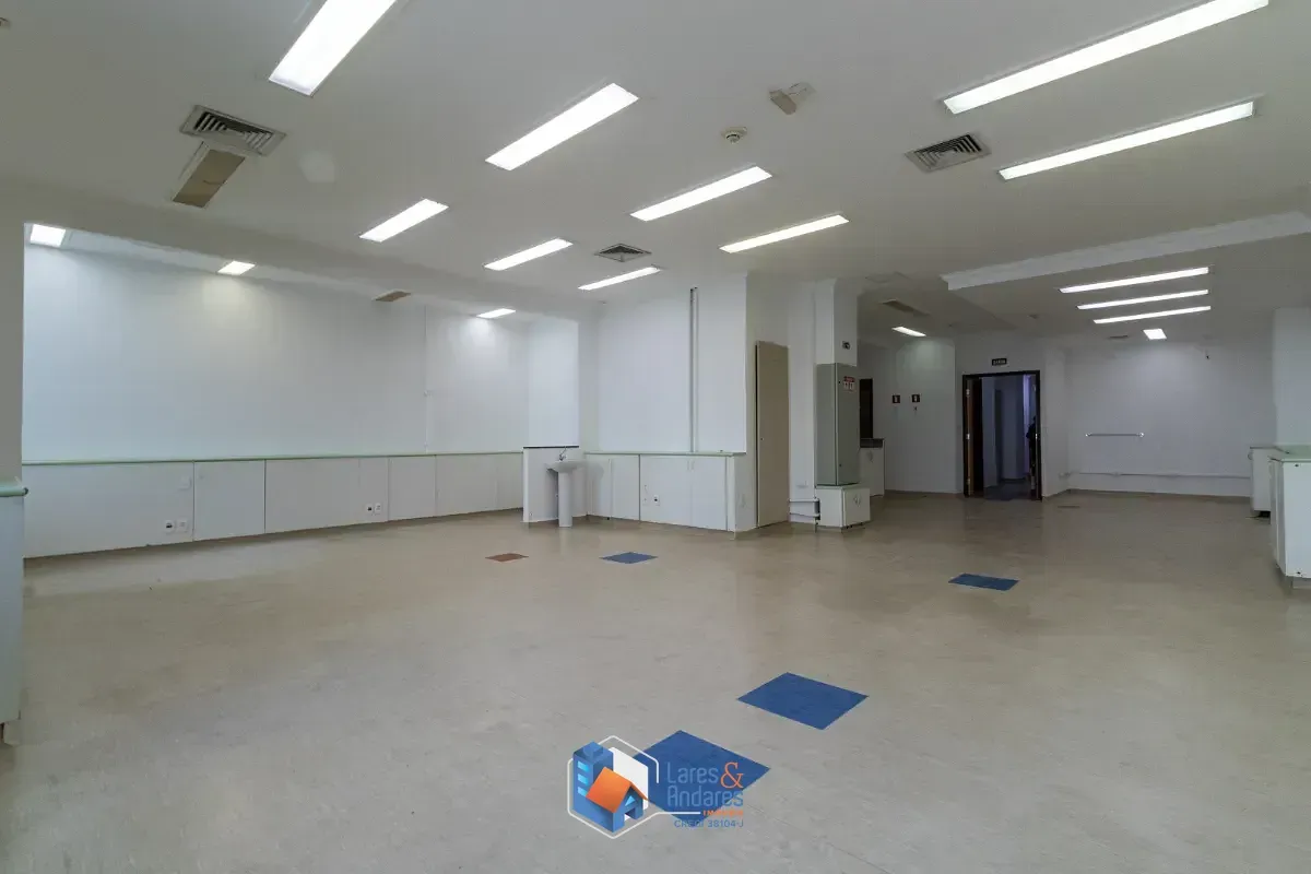 Imagem Conjunto comercial para venda em Moema, 286m²