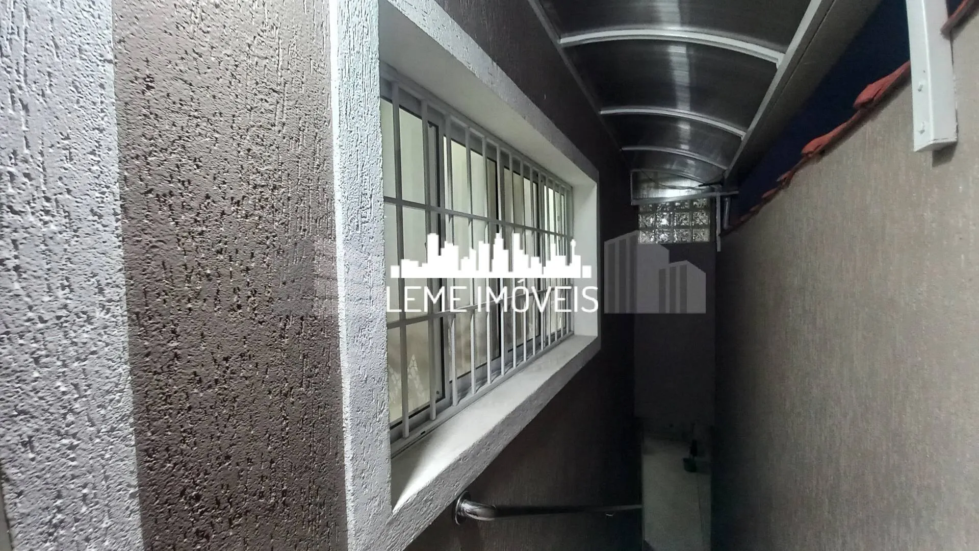 Imagem SOBRADO AMPLO COM DOCUMENTAÇÃO 100%!!! FINANCIE E UTILIZE O FGTS!!!