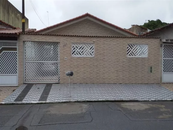 Imagem Casa com 4 dormitórios à venda, 205 m² por R$ 659.000,00 - Solemar - Praia Grande/SP