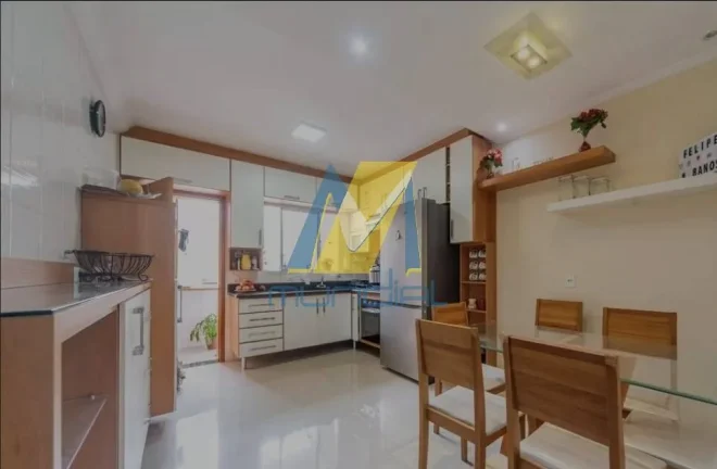 Imagem Sobrado com Suíte, Vista Livre e Área Gourmet no Jardim Alvorada