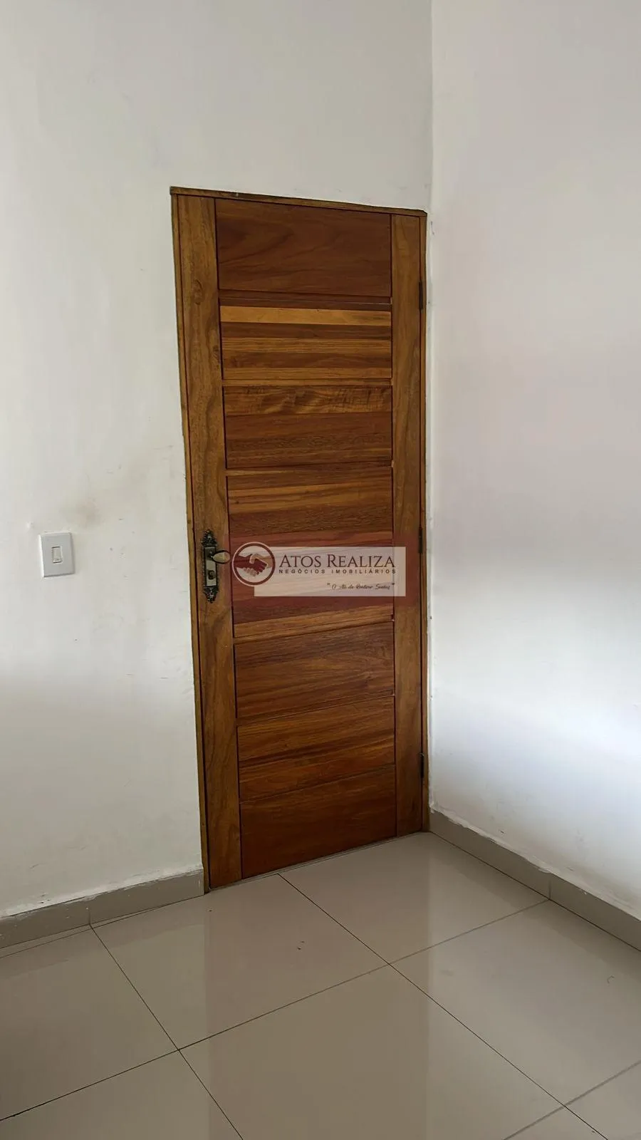 Imagem Alugo no centro de São Jose, conjunto de 6 salas comercial, ideal para consultório odontológico, estica, escritório de advocacia. valor para locação das 6 salas R$ 3,000, Agende sua visita.