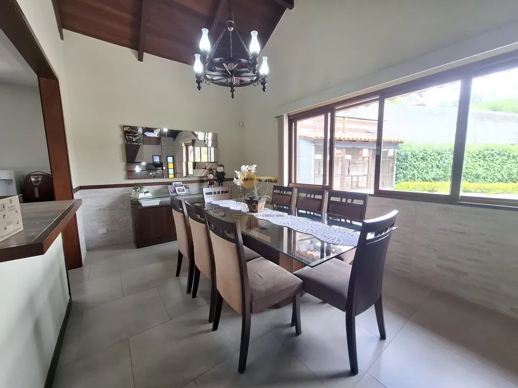 Imagem Casa para Venda em Teresópolis / RJ no bairro Fazendinha