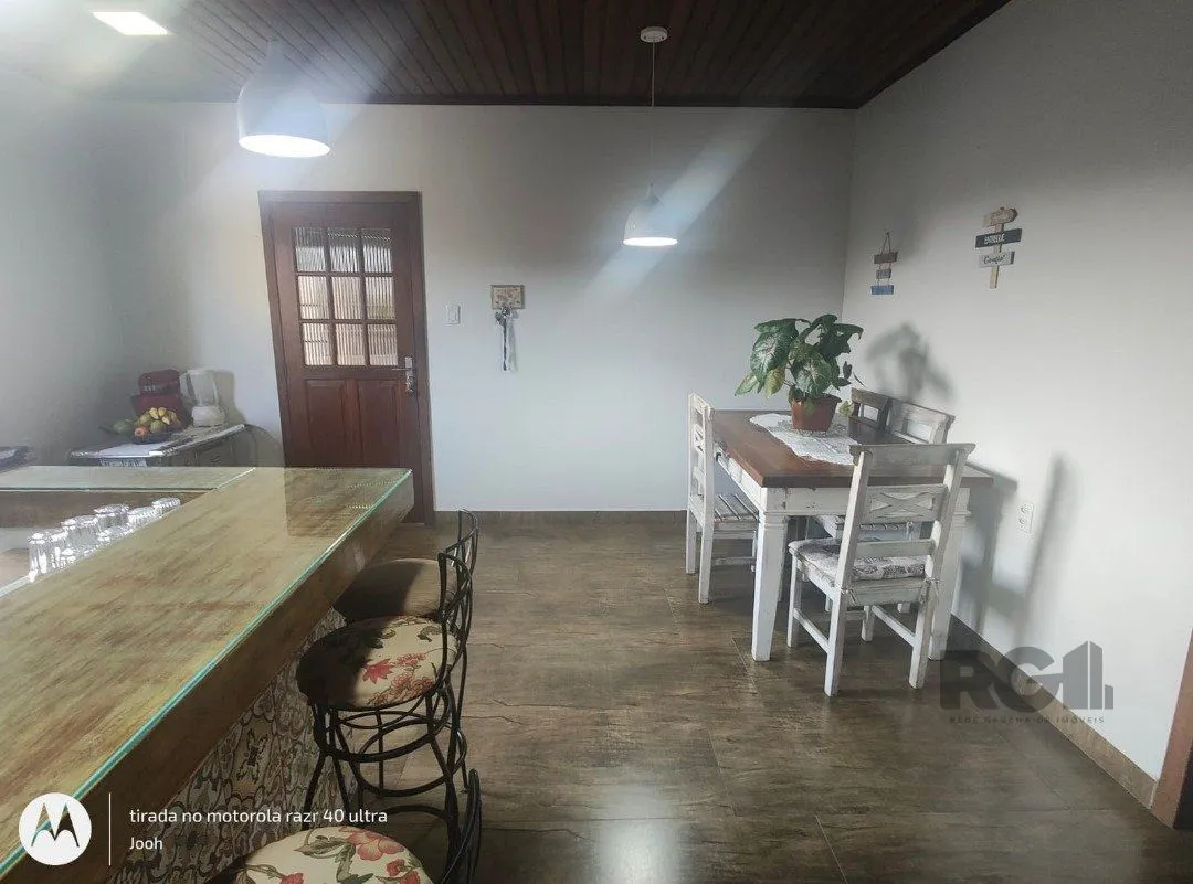 Imagem Casa em Belém Novo