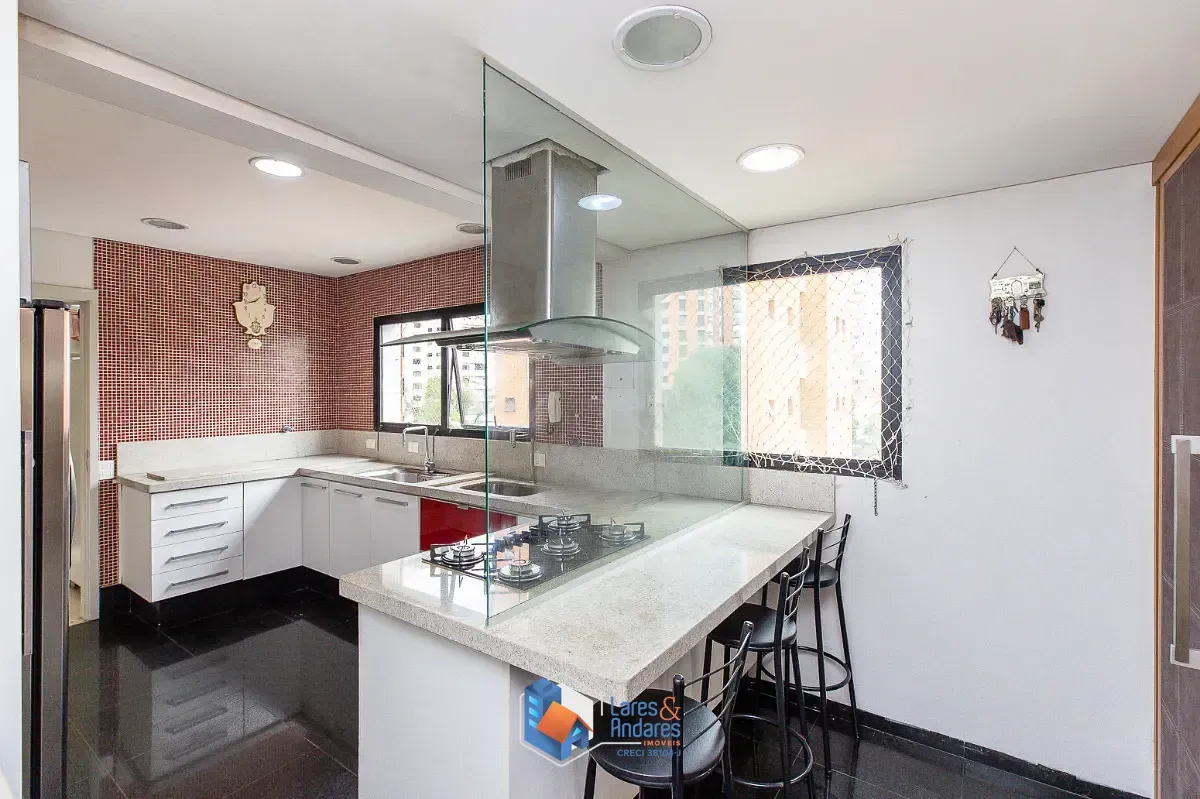 Imagem Apartamento para venda em Moema com 3 quartos, sendo 3 suítes, 202m²