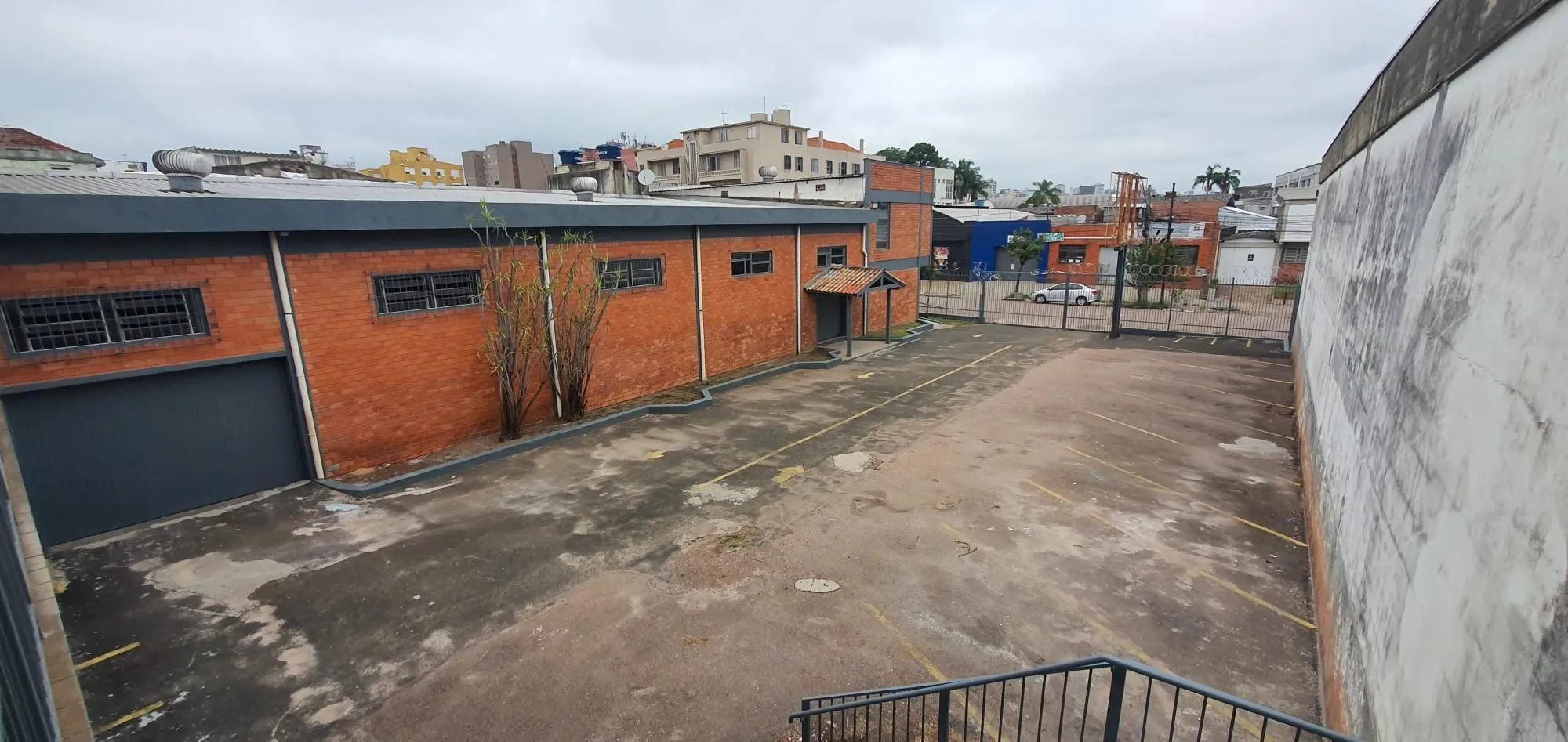 Imagem Pavilhão para Locação - Rua Moura Azevedo