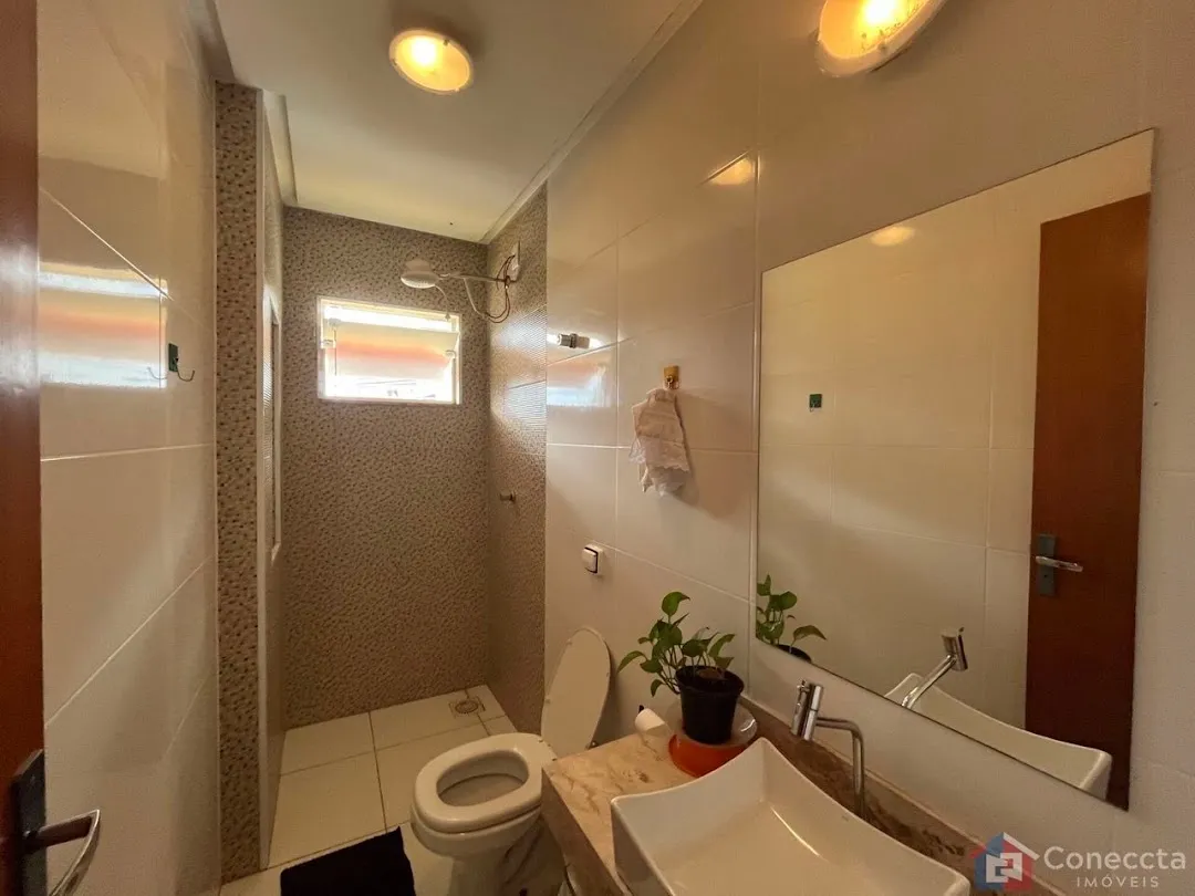 Imagem Apartamento com 2 dormitórios à venda, 69 m² por R$ 250.000,00 - Laranjeiras - Patos de Minas/MG