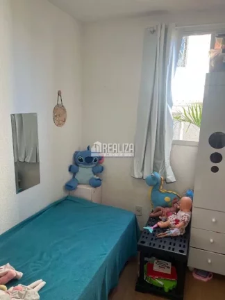 Imagem Apartamento de 2 dormitórios com móveis planejados no Condomínio Parque Austral, bairro Loteamento Reserva Ushuaia - Uberaba