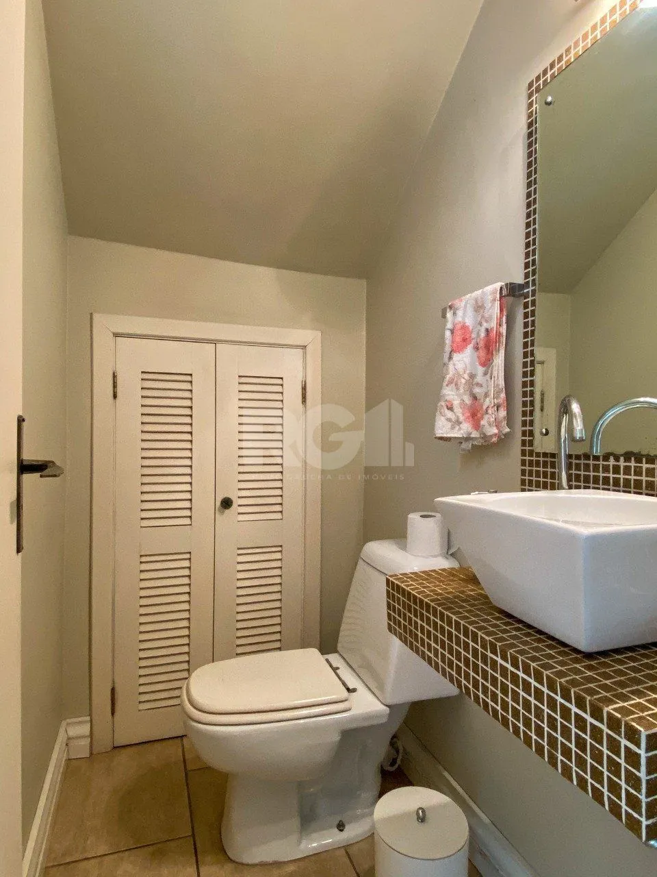 Imagem Casa para Venda - 350m², 2 dormitórios, sendo 2 suites, 2 vagas - Centro Histórico