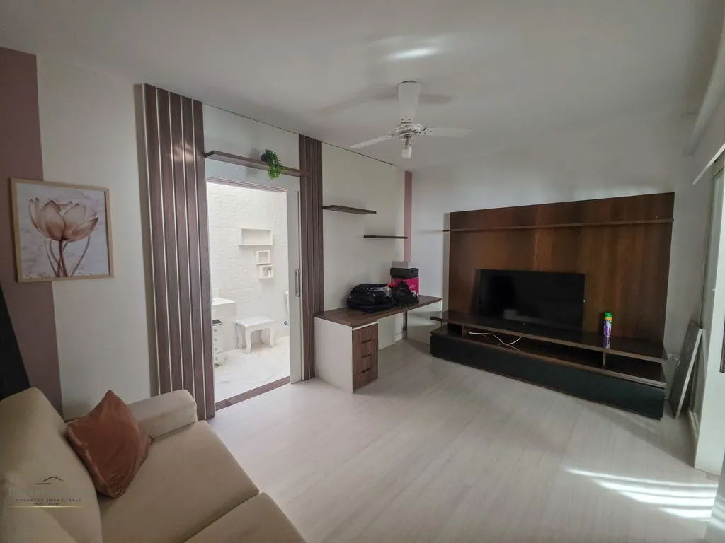 Imagem Casa com piscina, área gourmet a venda próximo ao centro de Poços de Caldas - MG