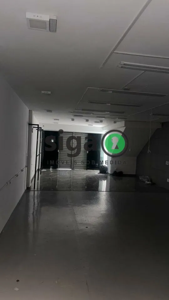 Imagem Prédio Comercial 260m² a 800m Metrô Tatuapé | Versátil e C/ Vagas.