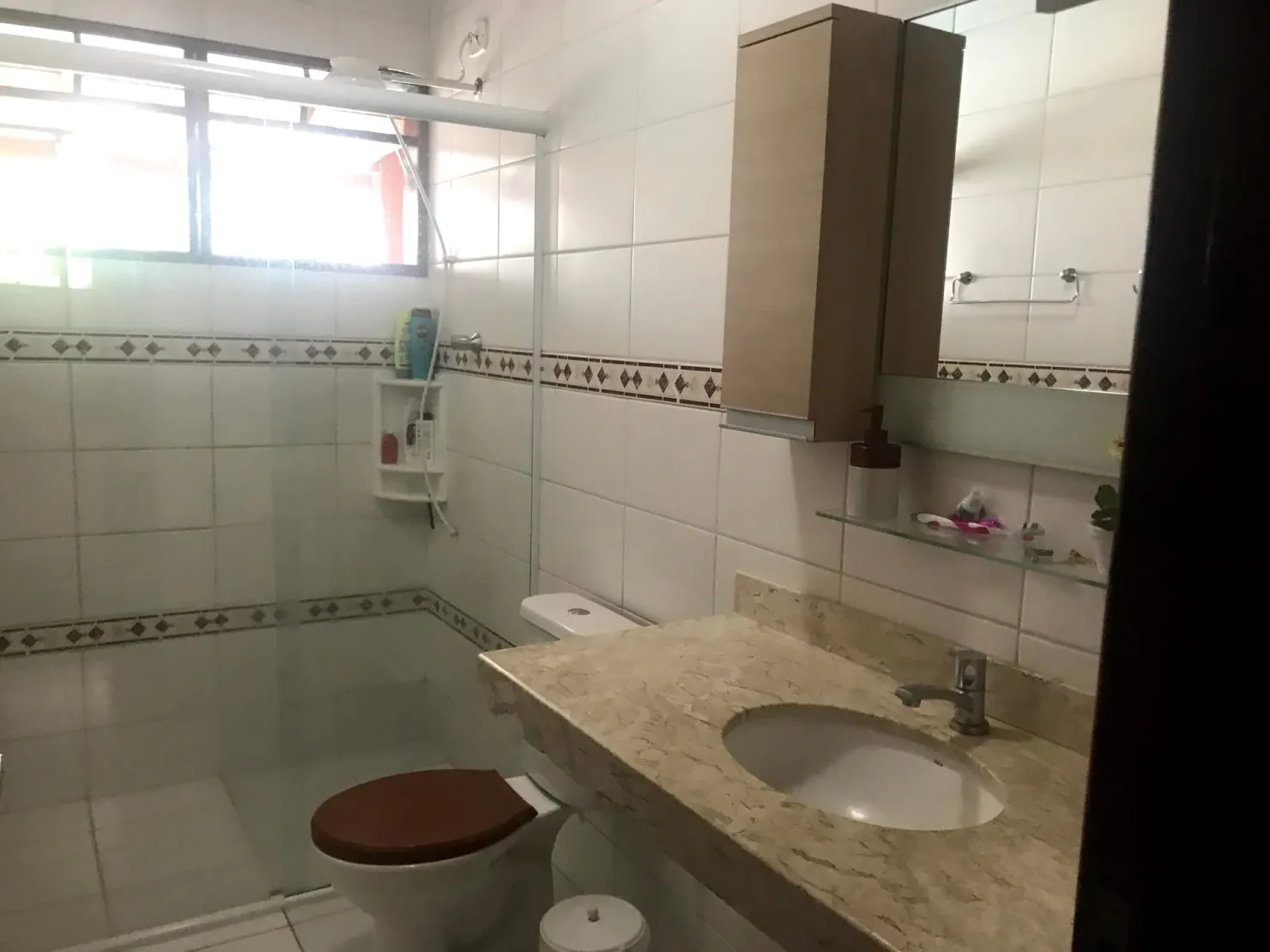 Imagem Casa à venda 2 Quartos, 5 Vagas, 250M², Conjunto Residencial Araretama, Pindamonhangaba - SP