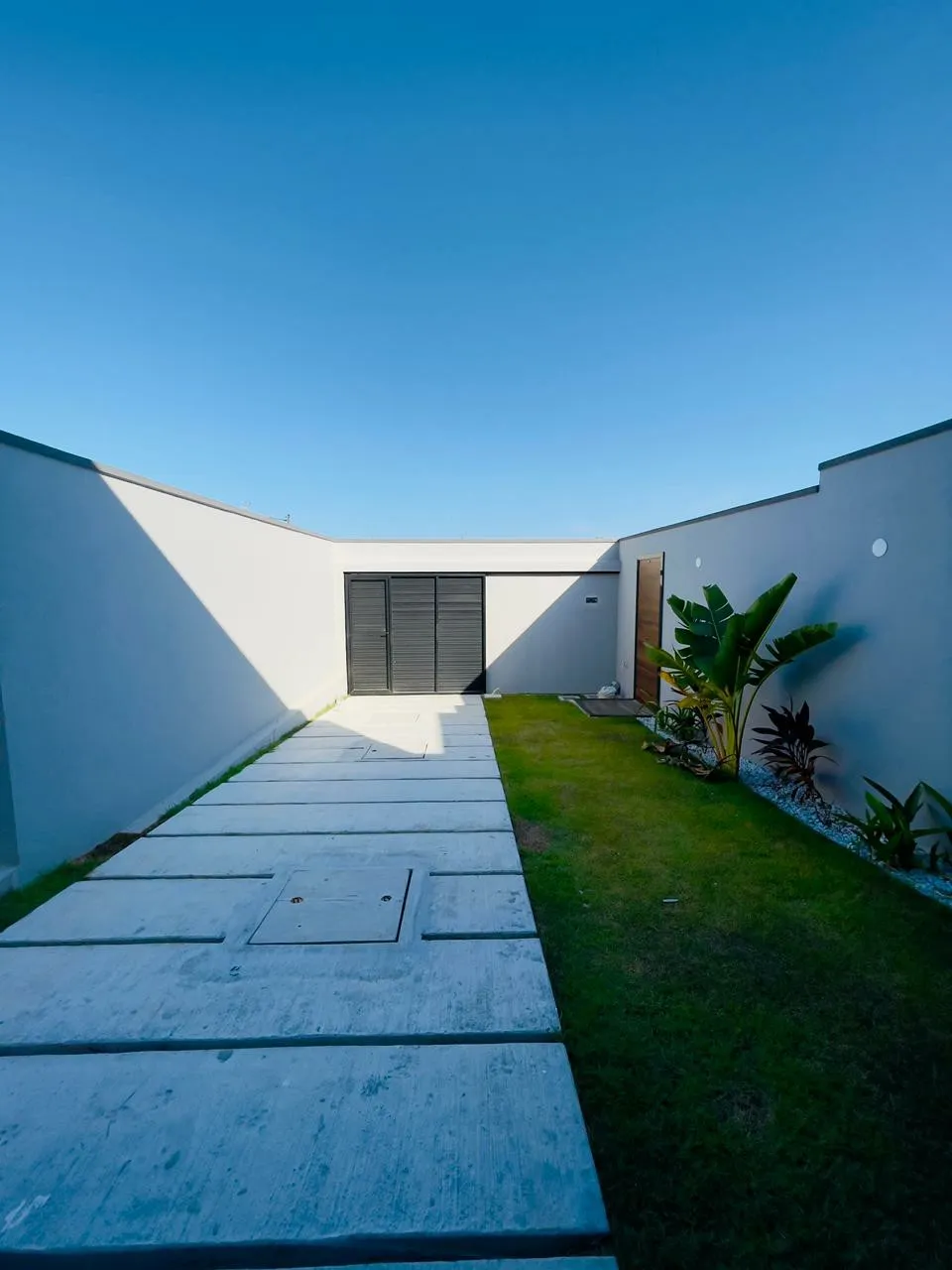 Imagem Casa 3 Quartos Com Controle de Acesso - Eusébio