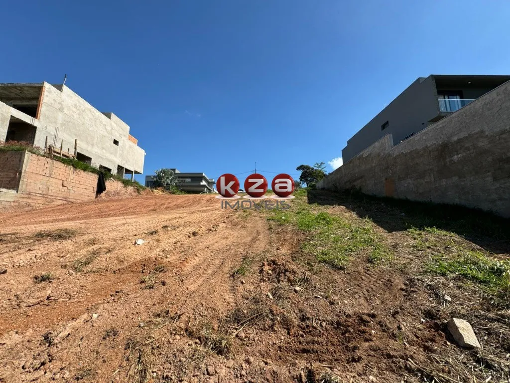 Imagem Terreno de 1.000m² em Condomínio Villa Lombarda, Valinhos-SP: a oportunidade dos seus sonhos!
