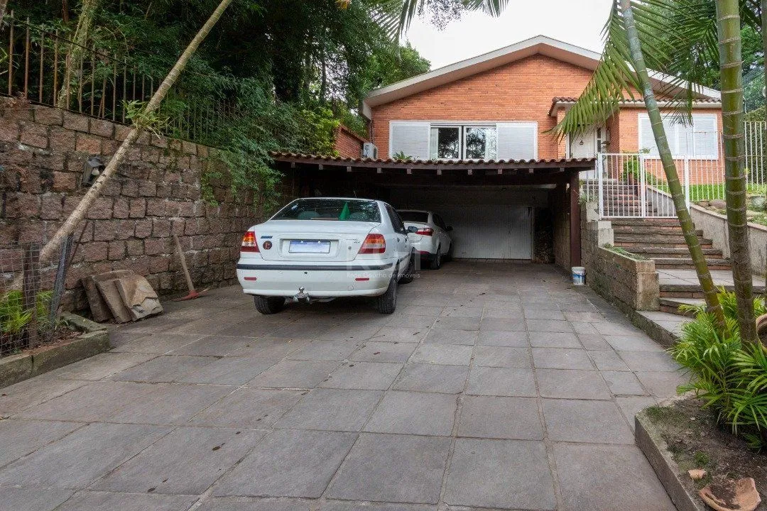 Imagem Casa para Venda - 300m², 4 dormitórios, sendo 2 suites, 4 vagas - Vila Assunção
