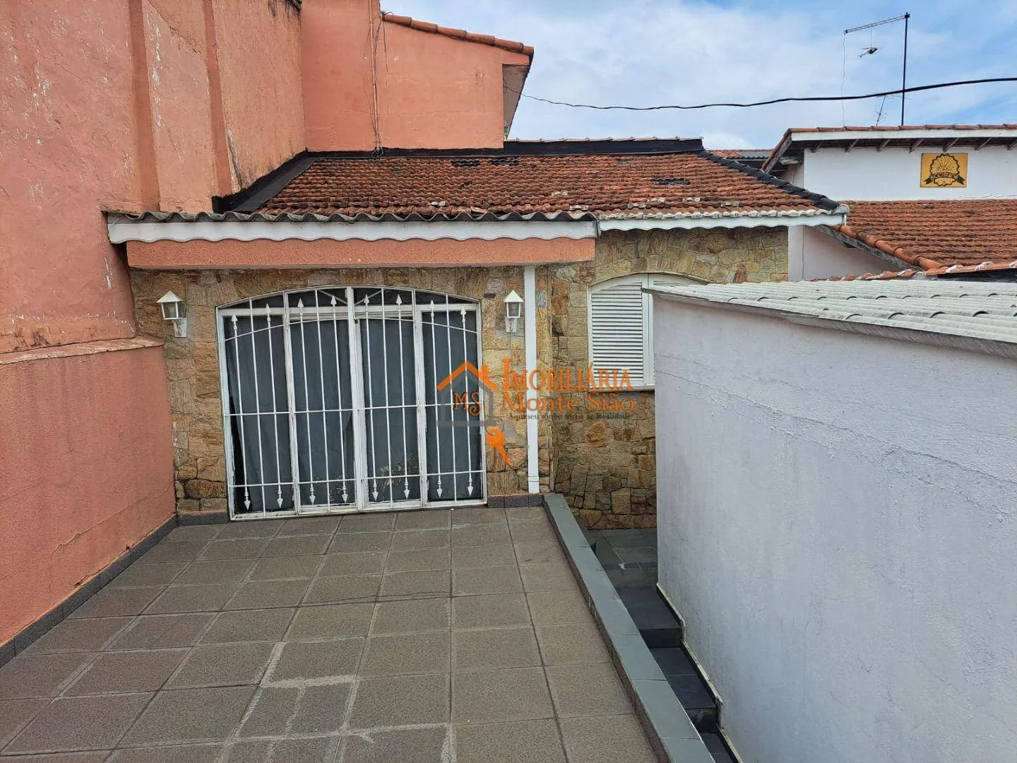 Imagem Casa com 3 dormitórios à venda, 169 m² por R$ 530.000,00 - Jardim Paraventi - Guarulhos/SP