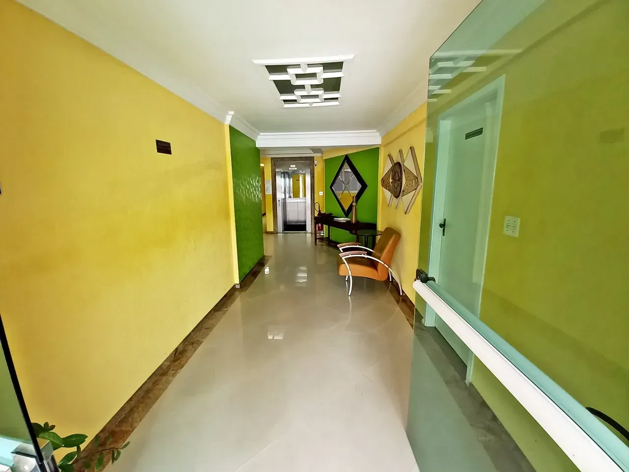 Imagem Apartamento com 2 Quartos à Venda, 60 m² em Mirim - Praia Grande