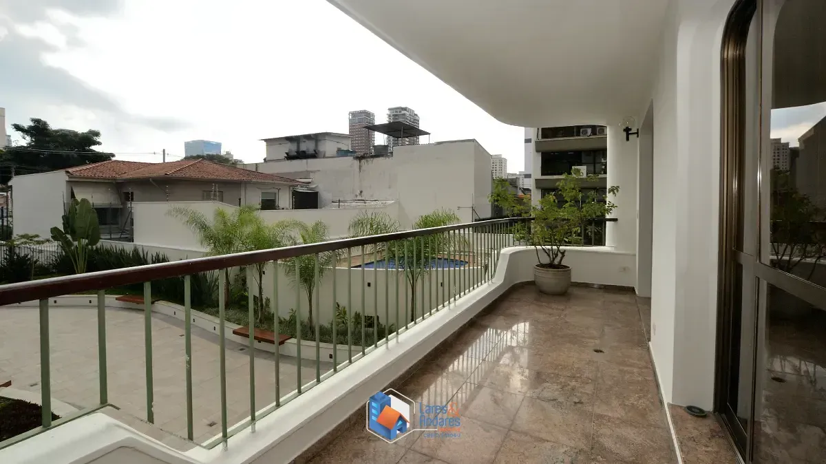 Imagem Apartamento para venda em Itaim Bibi com 4 quartos, sendo 2 suítes, 196m²