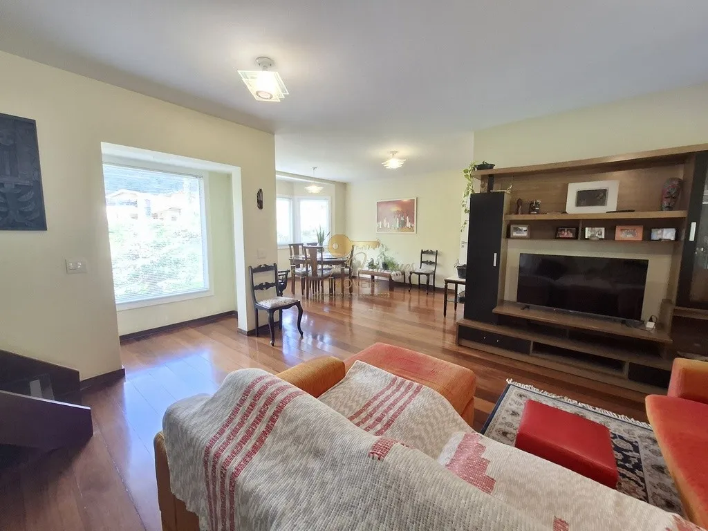 Imagem Casa para Venda em Teresópolis / RJ no bairro Albuquerque