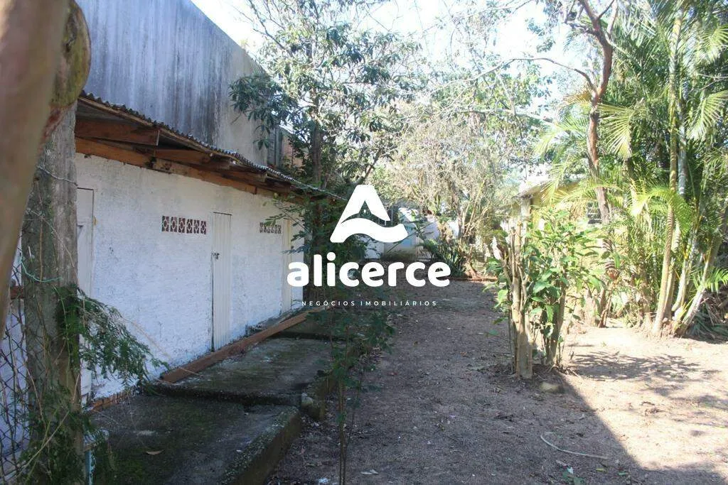 Imagem Terreno com Casa à venda l 2.085,85m² l Tapera da Base - Florianópolis/SC