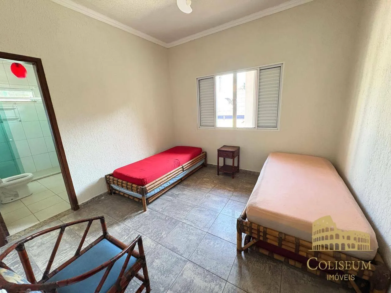 Imagem Casa com 3 Suítes e Piscina no Flórida