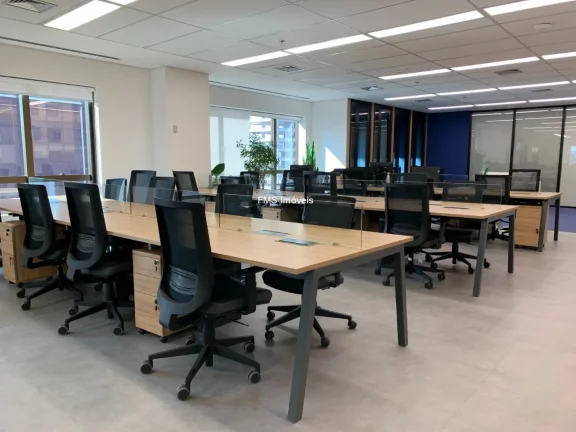 Imagem Conjunto Comercial para locação de 335m² no Itaim Bibi mobiliado