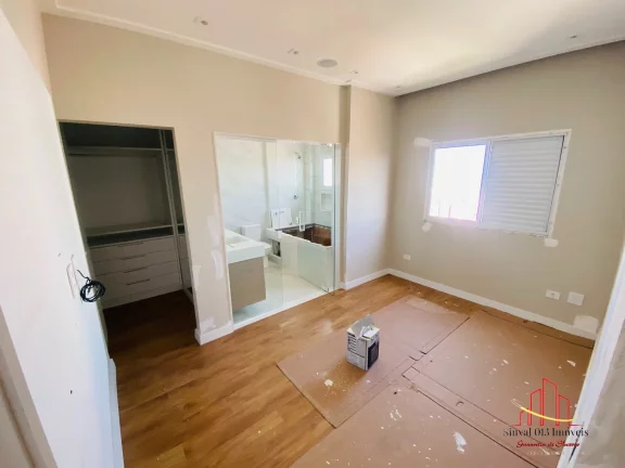 Imagem Apartamento 4 suites com piscina na sacada no canto do forte