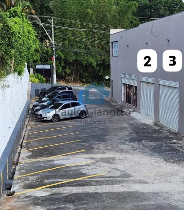 Imagem Salão Comercial no Miolo da Granja Viana