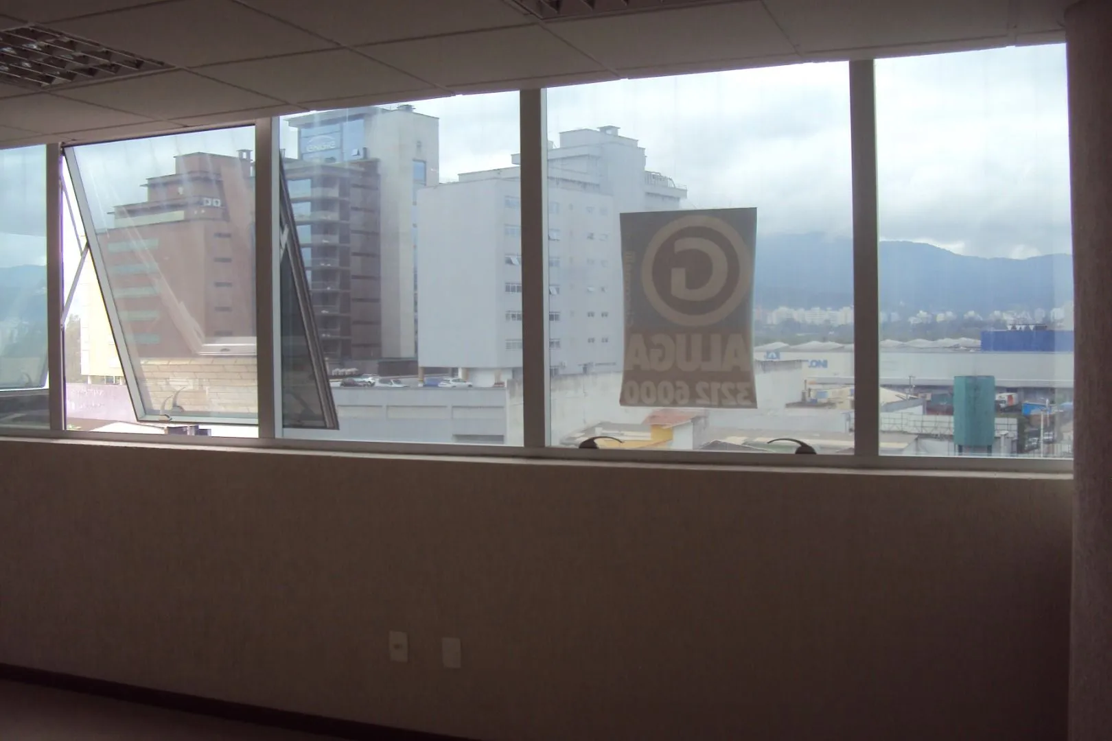 Imagem Sala à venda com , 38m² em Agronômica Florianópolis