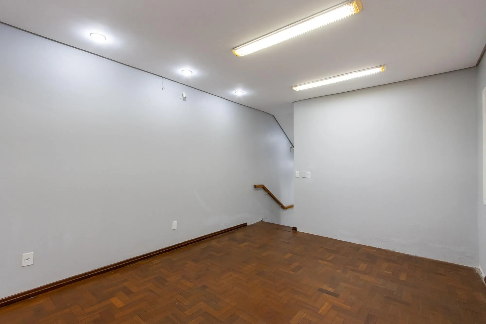 Imagem Casa Comercial para Venda - 231m², 0 dormitórios, Centro Histórico