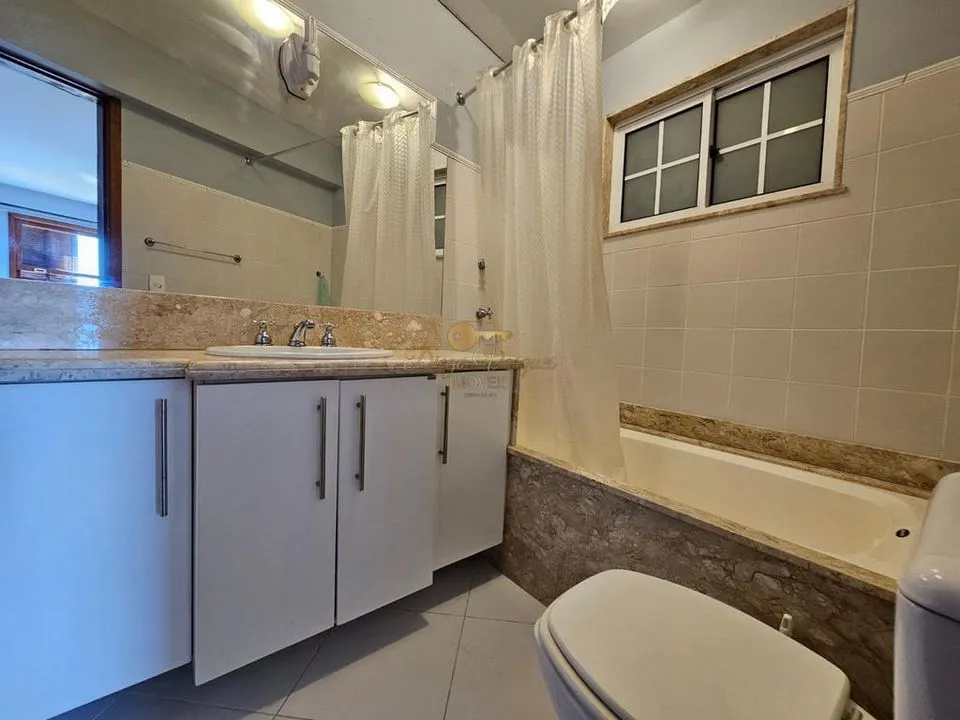 Imagem Casa em Condomínio para Venda em Teresópolis / RJ no bairro Parque do Imbui
