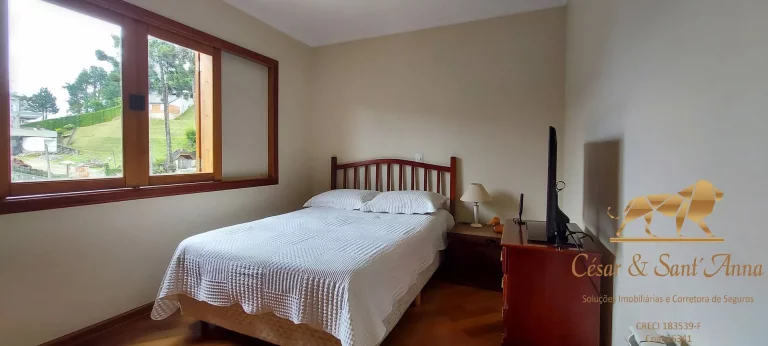 Imagem Lindo Apartamento Duplex e com ótima localização em Campos do Jordão-SP
