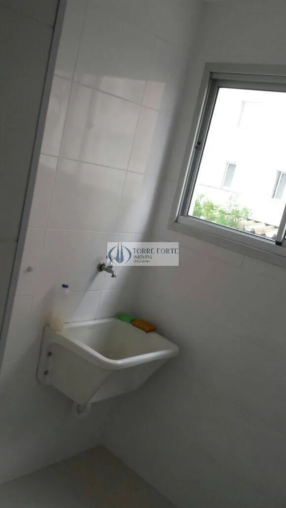 Imagem Apartamento com 2 dormitorios , 1 vaga de garagem coberta no Cangaiba.