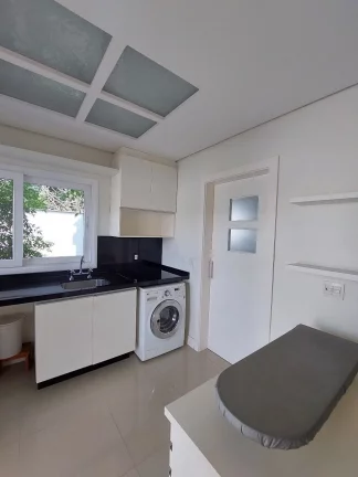 Imagem Casa 4 quartos sendo 1 suíte para venda no bairro Interlagos em Caxias do Sul
