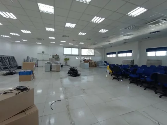 Imagem Galpão com 7032m² para locação em Sorocaba/SP.
