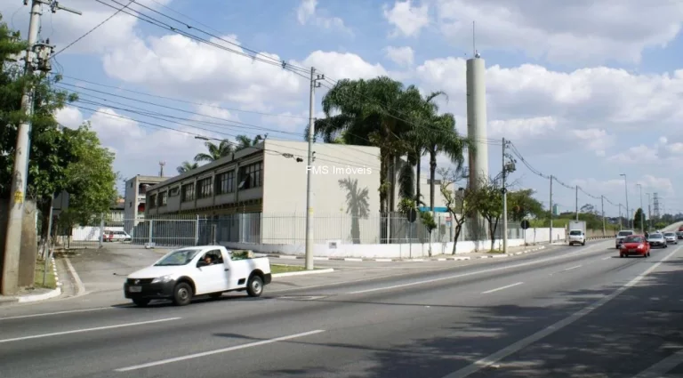 Imagem Terreno com 2 imóveis comerciais para locação ou venda na Vl. Leopoldina.