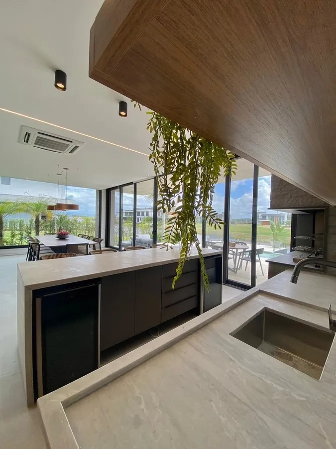 Imagem Sobrado mobiliado e decorado, beira Lago