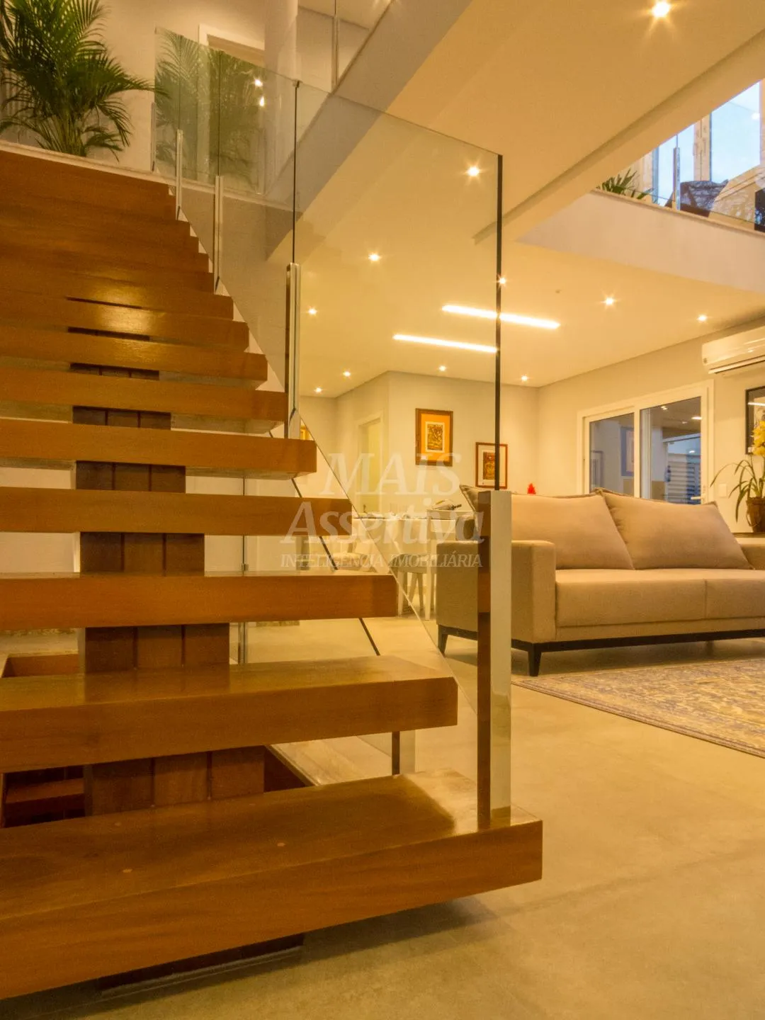 Imagem Excelente apartamento de 03 dormitórios e 03 vagas a venda em Novo Hamburgo