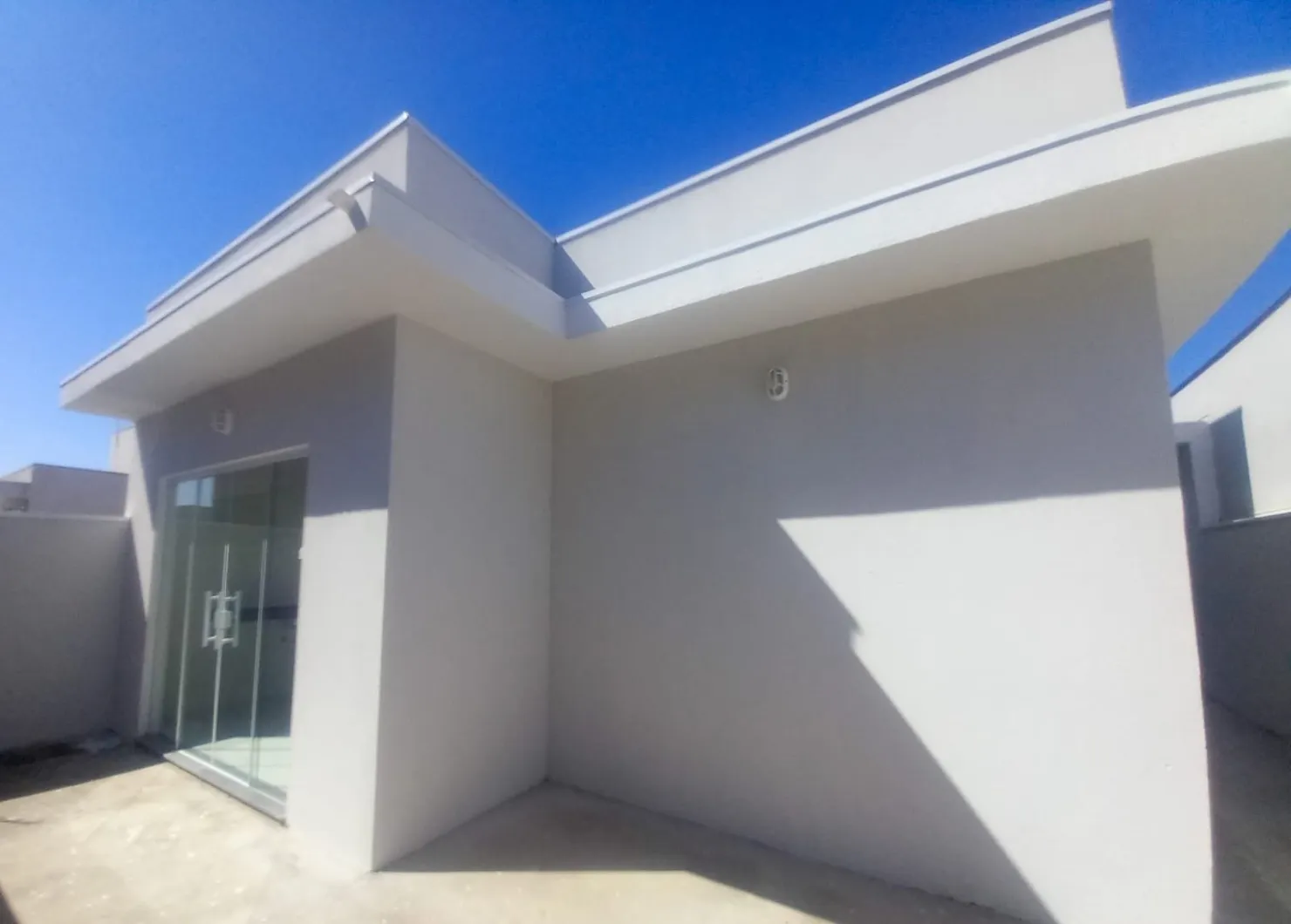 Foto do imóvel Casa à venda 3 Quartos, 1 Suite, 2 Vagas, 78M², Res. Santa Clara, Pindamonhangaba - SP