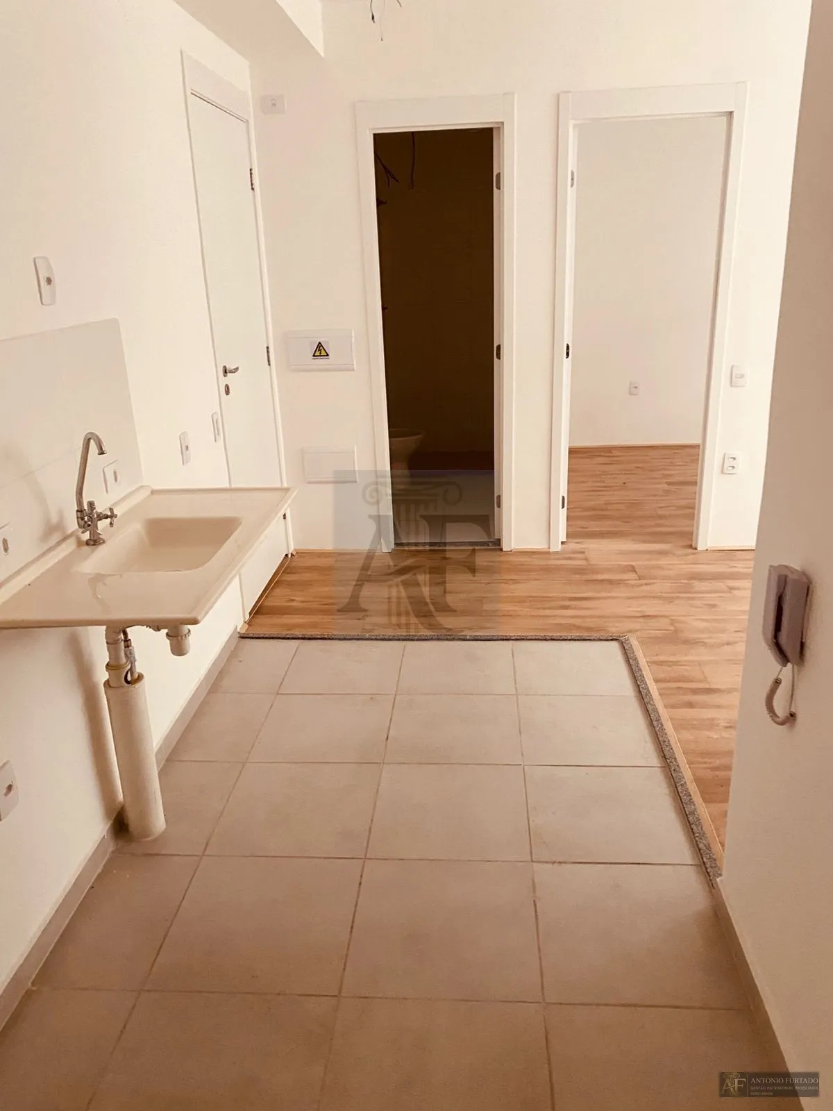 Imagem Casa à venda em Conjunto Residencial José Bonifácio, São Paulo