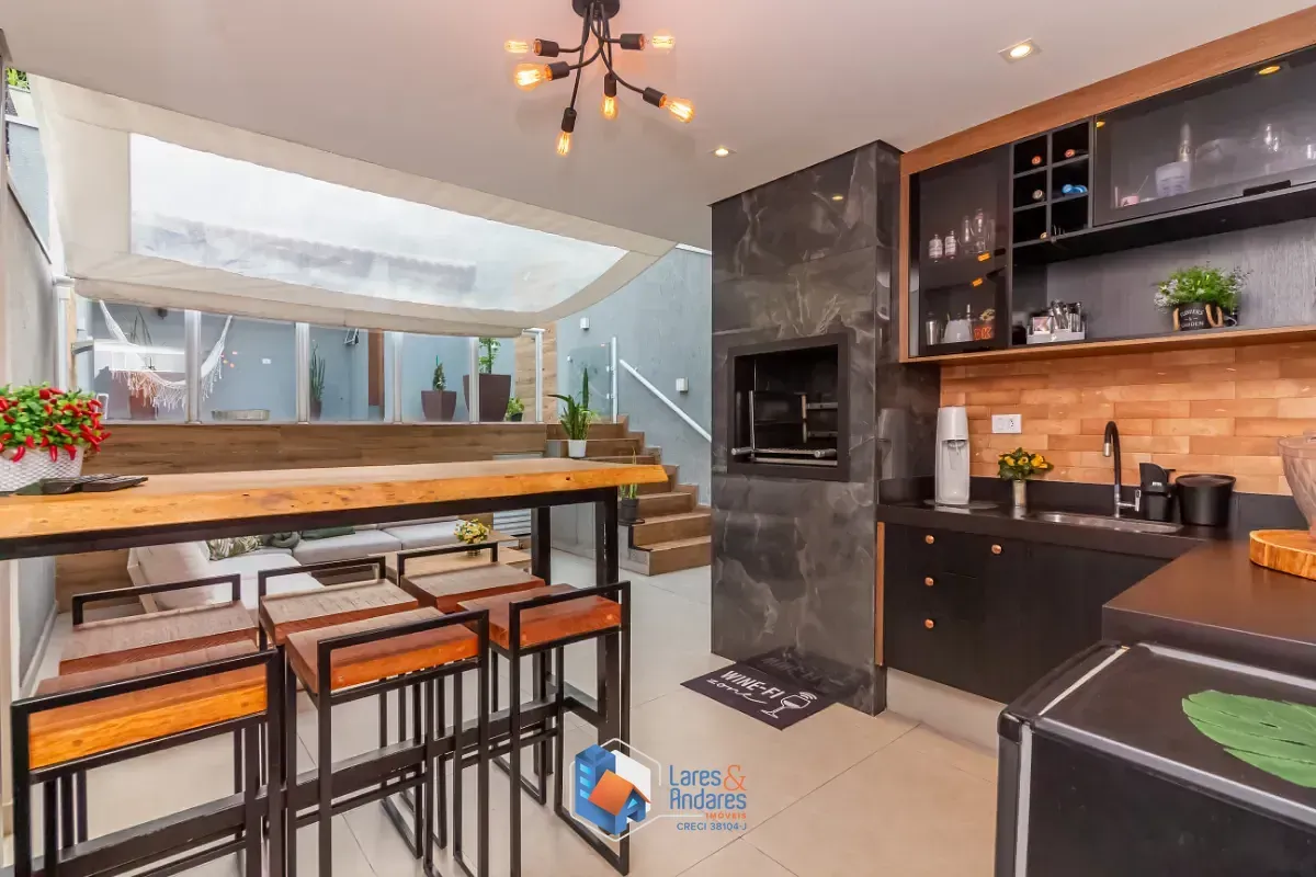 Imagem Sobrado para venda em City Pinheirinho com 3 quartos, sendo 1 suíte, 153m²
