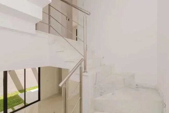 Imagem Sobrados Triplex com 3 quartos Pronto para Morar nas Merces