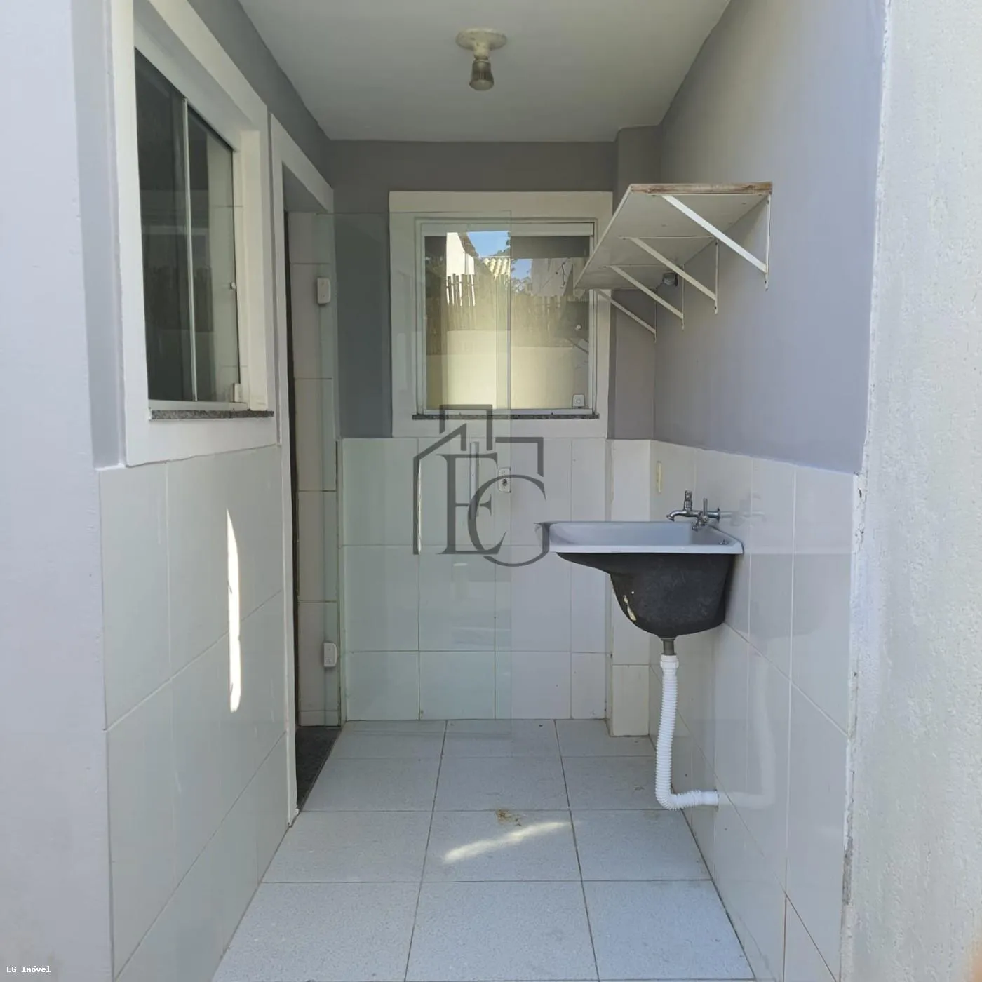 Imagem Casa para Venda em Araruama, Alto da Boa Vista, 2 dormitórios, 2 suítes, 1 banheiro, 2 vagas